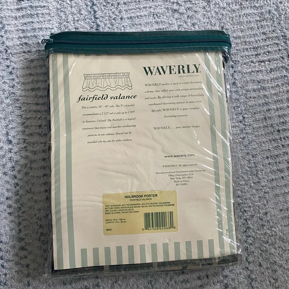 Waverly Fairfield Valance in Black and Gold  Plaid
